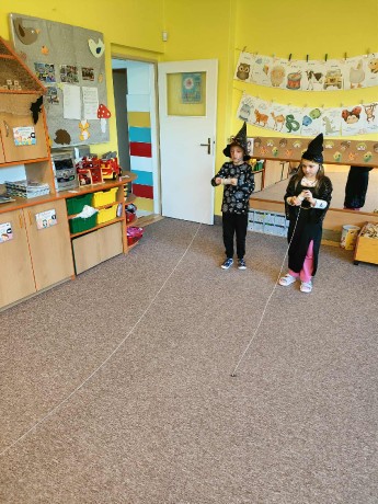 dfbfbdd4-2bed-4a51-9c4d-8f004cd5b63e