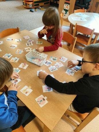 0e41a6ff-dac0-4fde-a50b-2cce96b81f7c