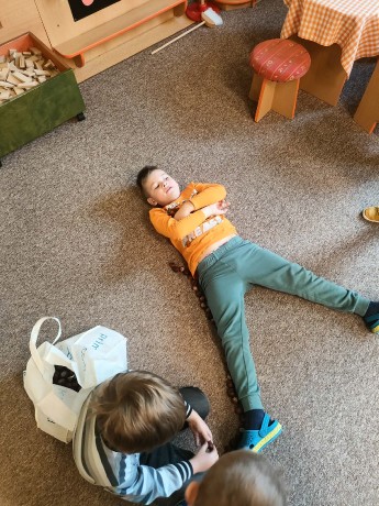 09bf0676-b2a7-4363-9675-67068e2aaddd