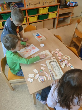 d6b4f87d-b445-44fe-afcc-03be22072f53