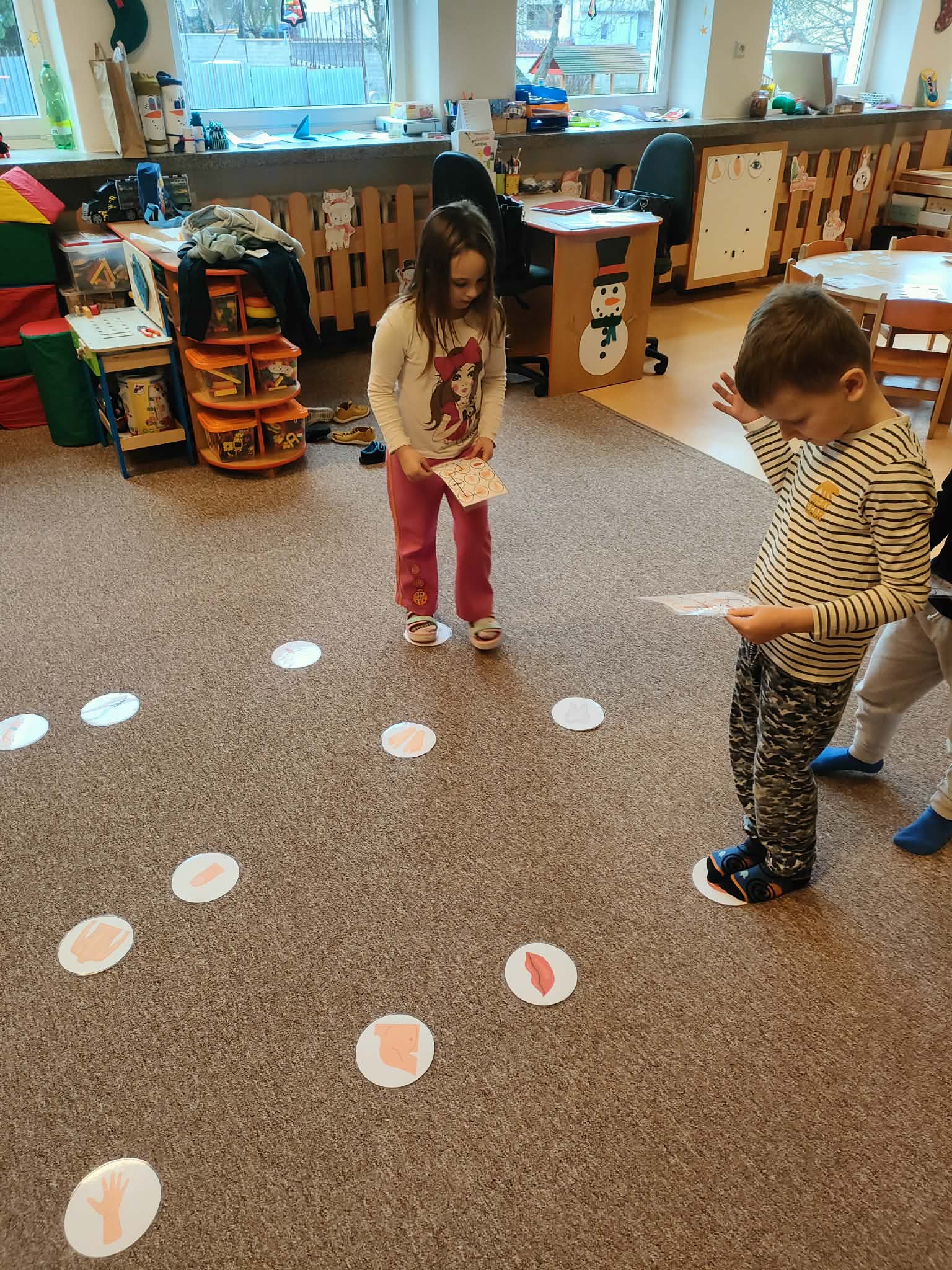 f6f76b7a-fcf9-485c-bcbb-80912e292e38