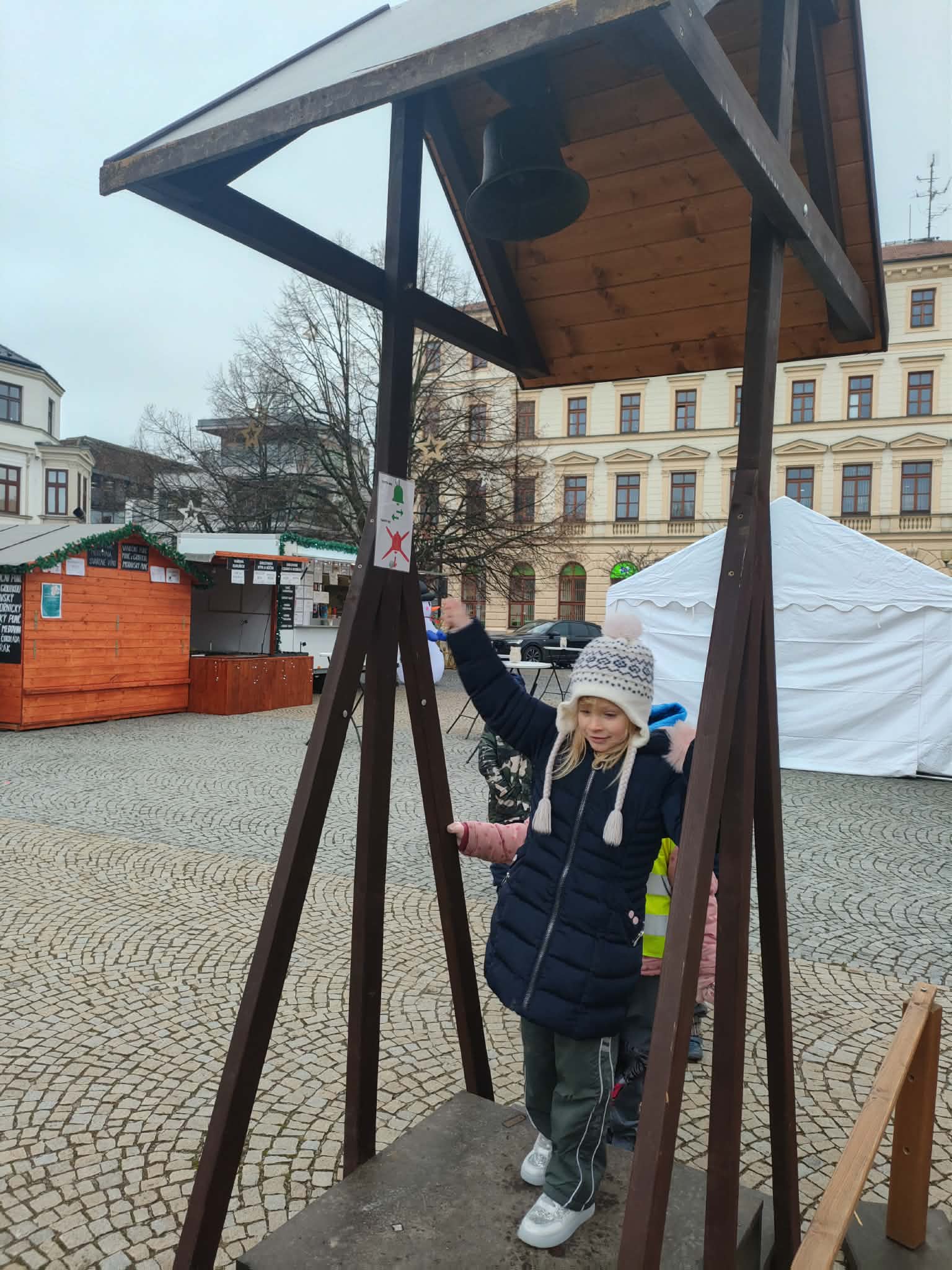 3dc18701-c339-4c38-a399-3f5f490ad0eb